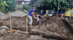 Proses bangun rumah investasi di Blitar bersama kontraktor terpercaya Patrialand.
