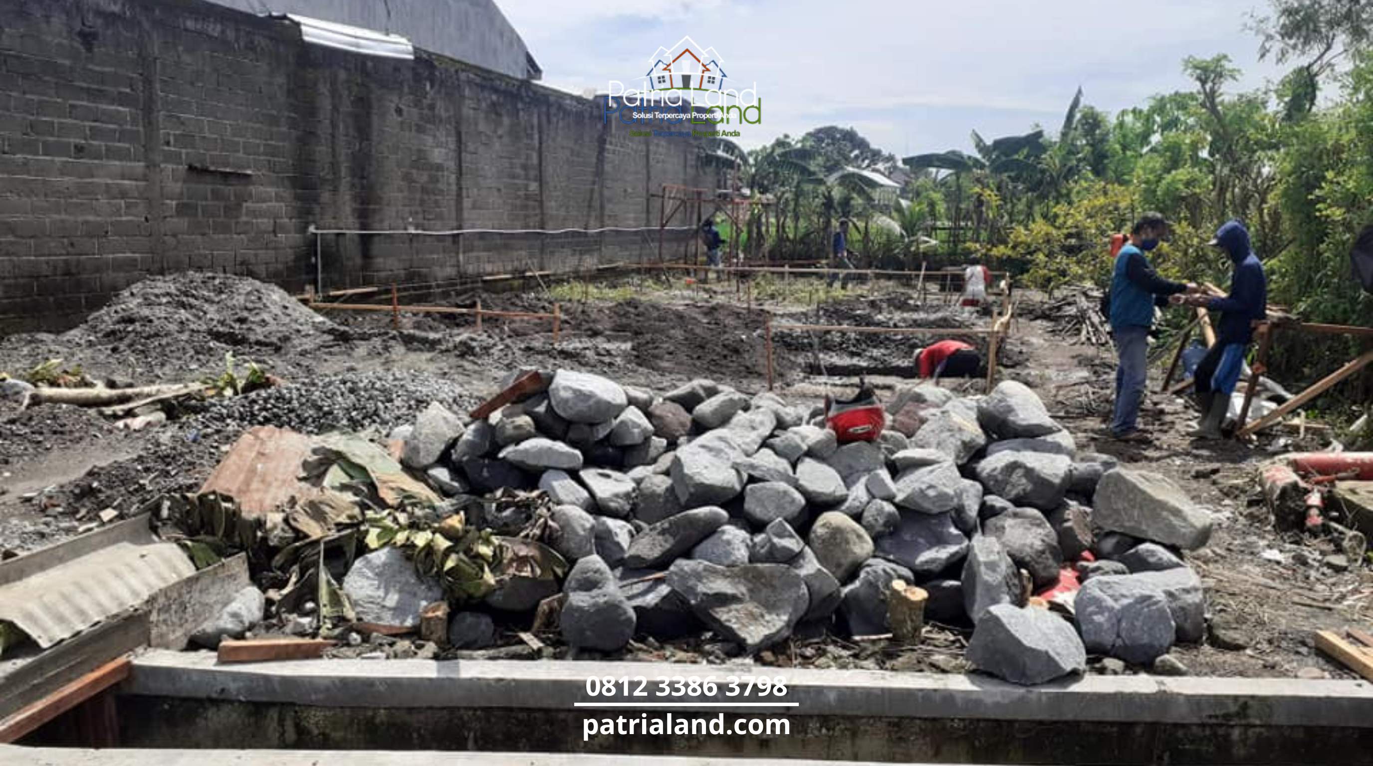 Jasa Kontraktor Bangun Rumah di Sukorejo & Kepanjenkidul: Solusi Kokoh di Tanah Bekas Sawah