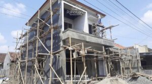 Proyek borongan bangun ruko di Blitar yang dikerjakan tim Patrialand.