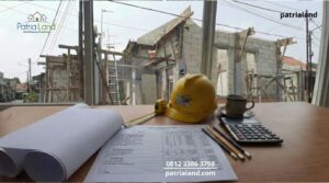 Dokumen Rencana Anggaran Biaya (RAB) sebagai kunci tips renovasi rumah agar tidak over budget dan biaya terkontrol.