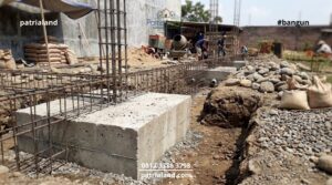 Struktur pondasi footplate dengan kedalaman 1,3 hingga 2 meter yang wajib digunakan untuk keamanan rumah 2 lantai.