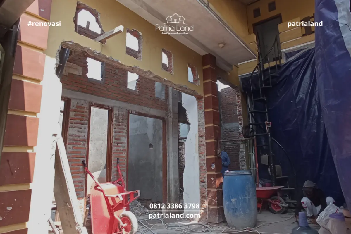 Proyek Renovasi Rumah Blitar: Melihat Progres Transformasi Hunian Bu Nurul Bersama Patrialand