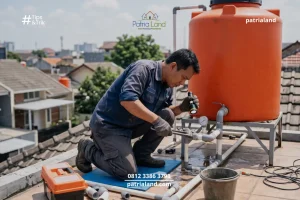 Perawatan rutin dan cara membersihkan toren air setiap 3 sampai 6 bulan.